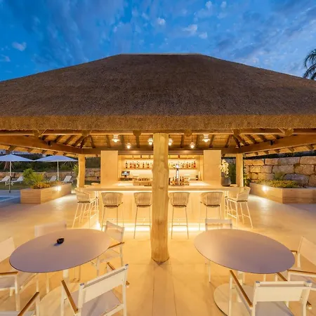 Eurostars Oasis Hotel