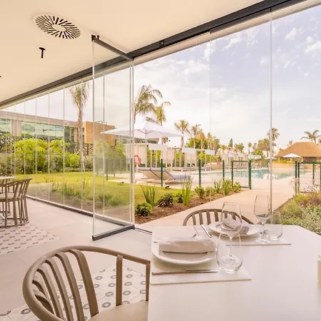 Eurostars Oasis 4*